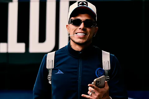 Carlos Salcedo de regreso en Cruz Azul: ya entrena en La Noria y no estaría descartado por Anselmi