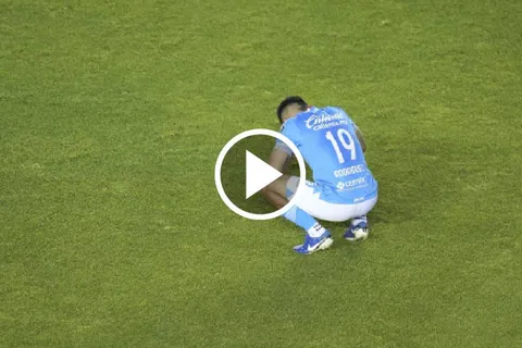 Cruz Azul estuvo cerca de la épica, pero se fue con las manos vacías.