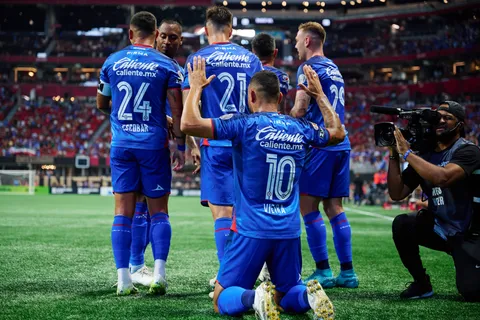 Moisés Vieira se fue de Cruz Azul. ¿Quién usará la 10?