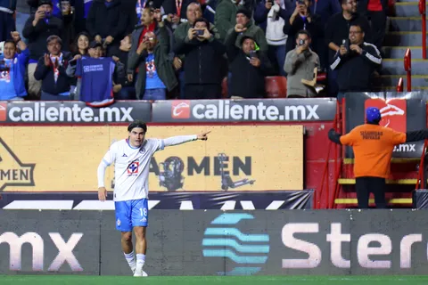 ¿Qué le pasaría a Chivas si Cruz Azul pone el reclamo en la FMF por el pase de Luka Romero?