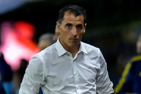 Farré podría dejar de ser DT de Sporting Cristal