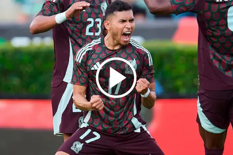 Pineda se juntó con sus ex compañeros.