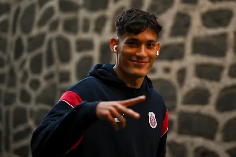 Cruz Azul tomó una decisión con el fichaje de Chiquete Orozco