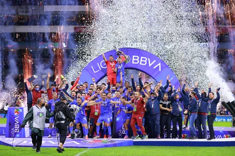 Puede subir un peldaño: Así está Cruz Azul en la tabla histórica de los campeones en Liga MX