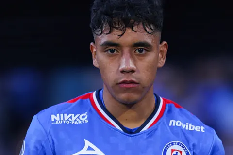 La joyita de Cruz Azul tendría un gran pretendiente en sus espaldas.