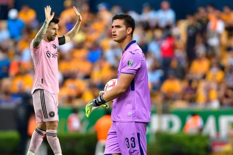 La publicación de Sebastián Jurado junto a Lionel Messi