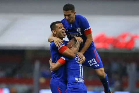Cruz Azul lo vendió en muchos millones y ahora se quedaría libre