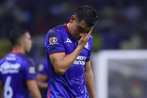 ¡Perdió el talento! Charly Rodríguez, lejos de su nivel futbolístico en Cruz Azul