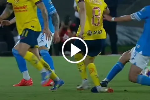 Así fue la jugada que terminó en la roja a Nacho.