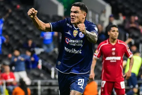 El jugador uruguayo tuvo una noche consagratoria en el Banorte.