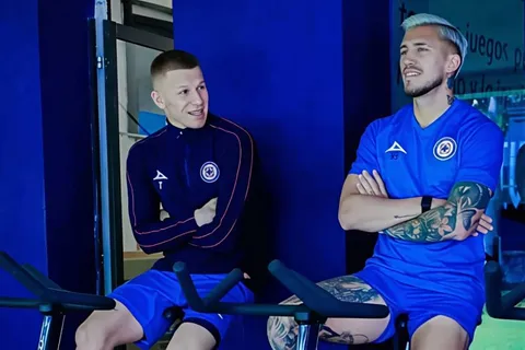 La broma en español que Mateusz Bogusz le hizo a Gonzalo Piovi