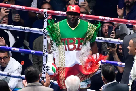 El ninguneo total a Jorge Sánchez y Gonzalo Piovi en la pelea de Floyd Mayweather Jr.