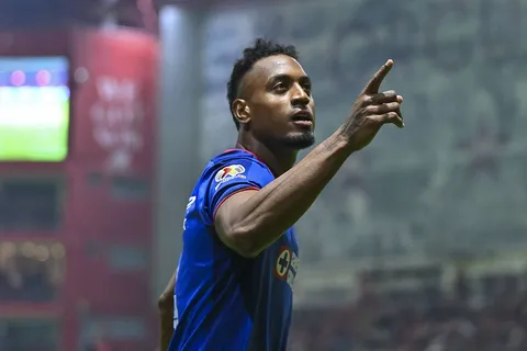 ¿Willer Ditta llega a la vuelta del Cruz Azul vs. Monterrey?