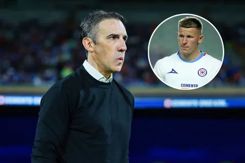 La decisión de Vicente Sánchez con Mateusz Bogusz en Cruz Azul