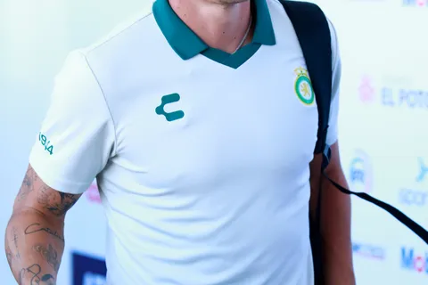 ¿Cómo está lo de Andrés Guardado a Cruz Azul?
