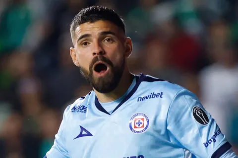 El equipo de la Liga MX que tendría en la mira a Andrés Gudiño