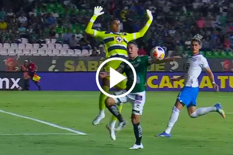 Mier no tuvo una buena salida y Cruz Azul lo sufrió.