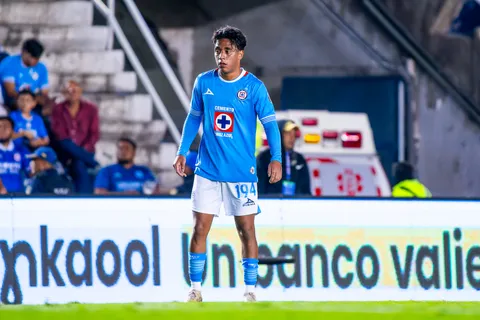 ¿Cuántos minutos le faltan a Mateo Levy y Amaury Morales para que Cruz Azul cumpla con la regla de menores?