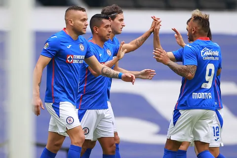 Hernández está lejos de la elite del futbol.