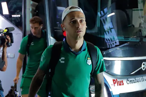 Fran Villalba, estrella de Santos, expresó su respeto por Cruz Azul