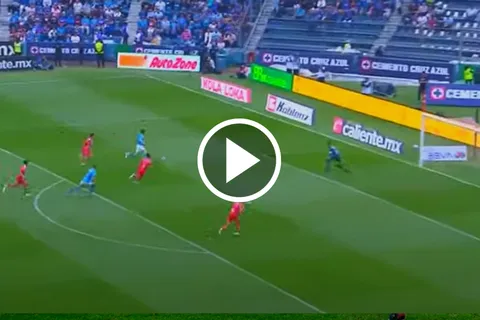 Gol de Alexis Gutiérrez contra Necaxa.