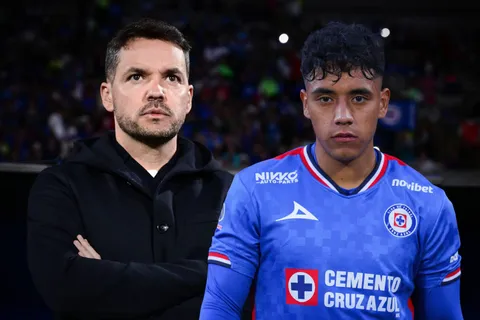 Nicolás Larcamón podría definir el futuro de Amaury Morales en Cruz Azul.
