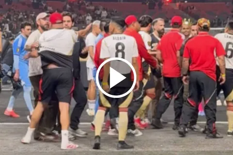 El ex Cruz Azul recibió la bronca en la final de la Kings Cup Américas.