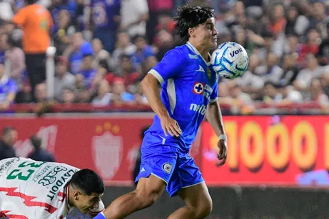 El equipo celeste volvió a escalar en esta importante clasificación.