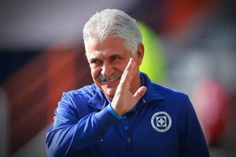 El Tuca Ferretti le apuntó con todo al América en plena TV.