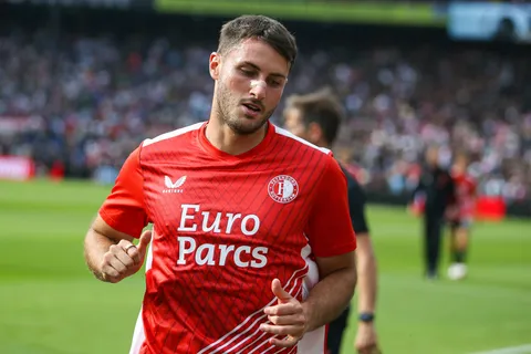 Sin Santiago Giménez: ¿Cómo ver el Feyenoord vs. Celtic por la Liga de Campeones 2023?