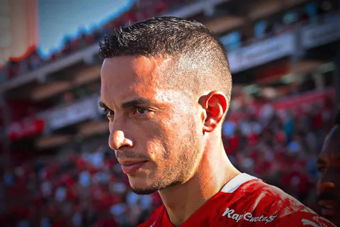 El ex futbolista de Cruz Azul recibió un duro golpe con su equipo de Conmebol.