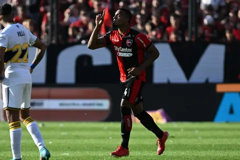 MERCADO 2023: ¡Willer Ditta presiona para llegar a Cruz Azul!