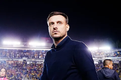 Martín Anselmi rompió el silencio y le habló a la afición de Cruz Azul