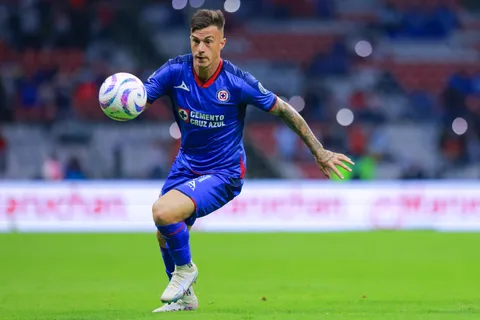 Augusto Lotti podría irse de Cruz Azul.