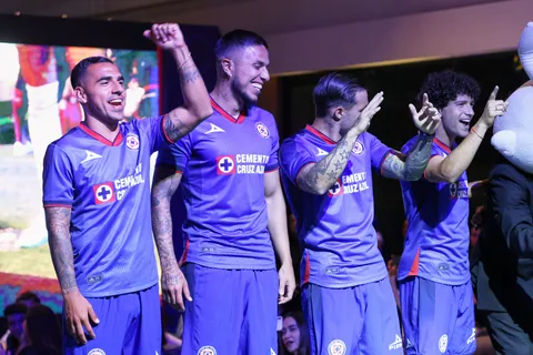 Confirmado: Cruz Azul estrenará uniforme en su presentación en el Estadio Azteca vs. Toluca
