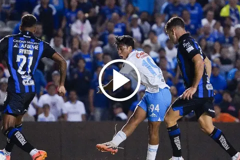 Cruz Azul suma 3 puntos vitales en la pelea del campeonato.
