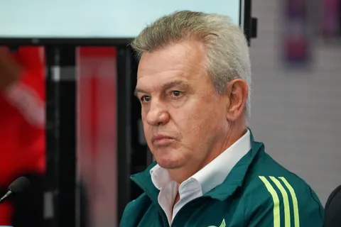 ¿Y Santi Giménez? La insólita decisión de Javier Aguirre en el Tri