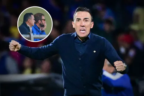 Adrián Esparza reveló un factor que ayudaría a Vicente Sánchez para quedarse como entrenador de Cruz Azul