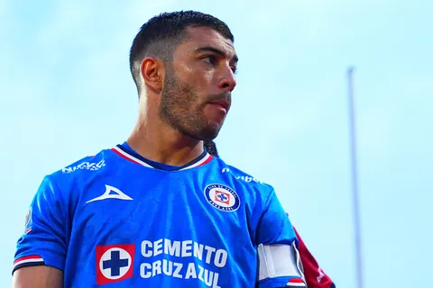 El sub-capitán verá las acciones desde afuera.