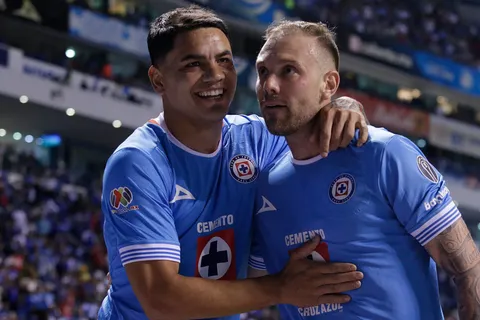 Los sudamericanos son muy importantes en el esquema de Larcamón.