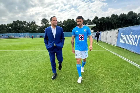 ¿Por qué Víctor Velázquez visitó La Noria antes del juego de Cruz Azul?