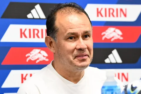 Juan Reynoso habló sobre la posibilidad de llegar a Chivas