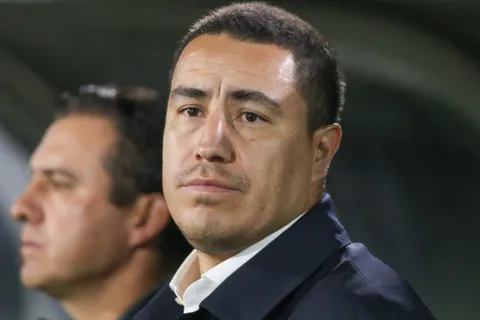 Efraín Juárez suma votos para llegar a Cruz Azul.