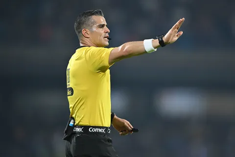 ¿Quién será el árbitro en la ida de la final entre Cruz Azul y Club América de Liga MX?