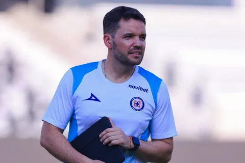 ¿Refuerzos a la cancha? La posible alineación de Cruz Azul ante Mazatlán