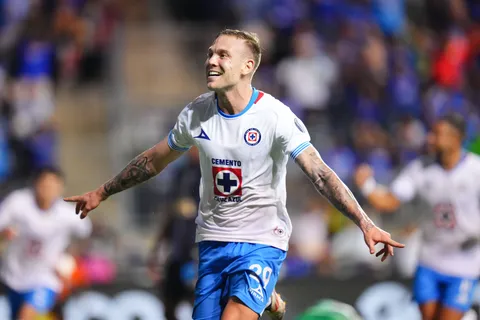 Rotondi, en festejo de gol ante Philadelphia.
