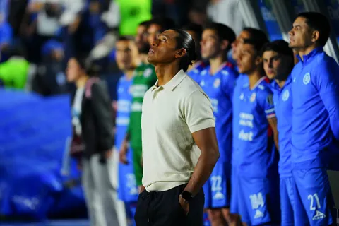 Noticias de Cruz Azul HOY, 29 de mayo: Joel Huiqui, FC Barcelona, Vicente Sánchez, Julián Araujo y mercado