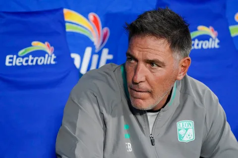Eduardo Berizzo, DT del León, dijo de Cruz Azul algo que hará temer a todos en Liguilla