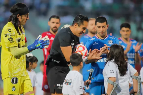 El árbitro para enfrentar a Necaxa ya pitó a Cruz Azul en el Clausura 2026.