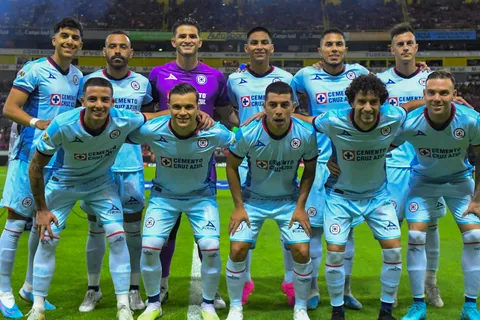 Cruz Azul debutó con derrota en el Apertura 2023